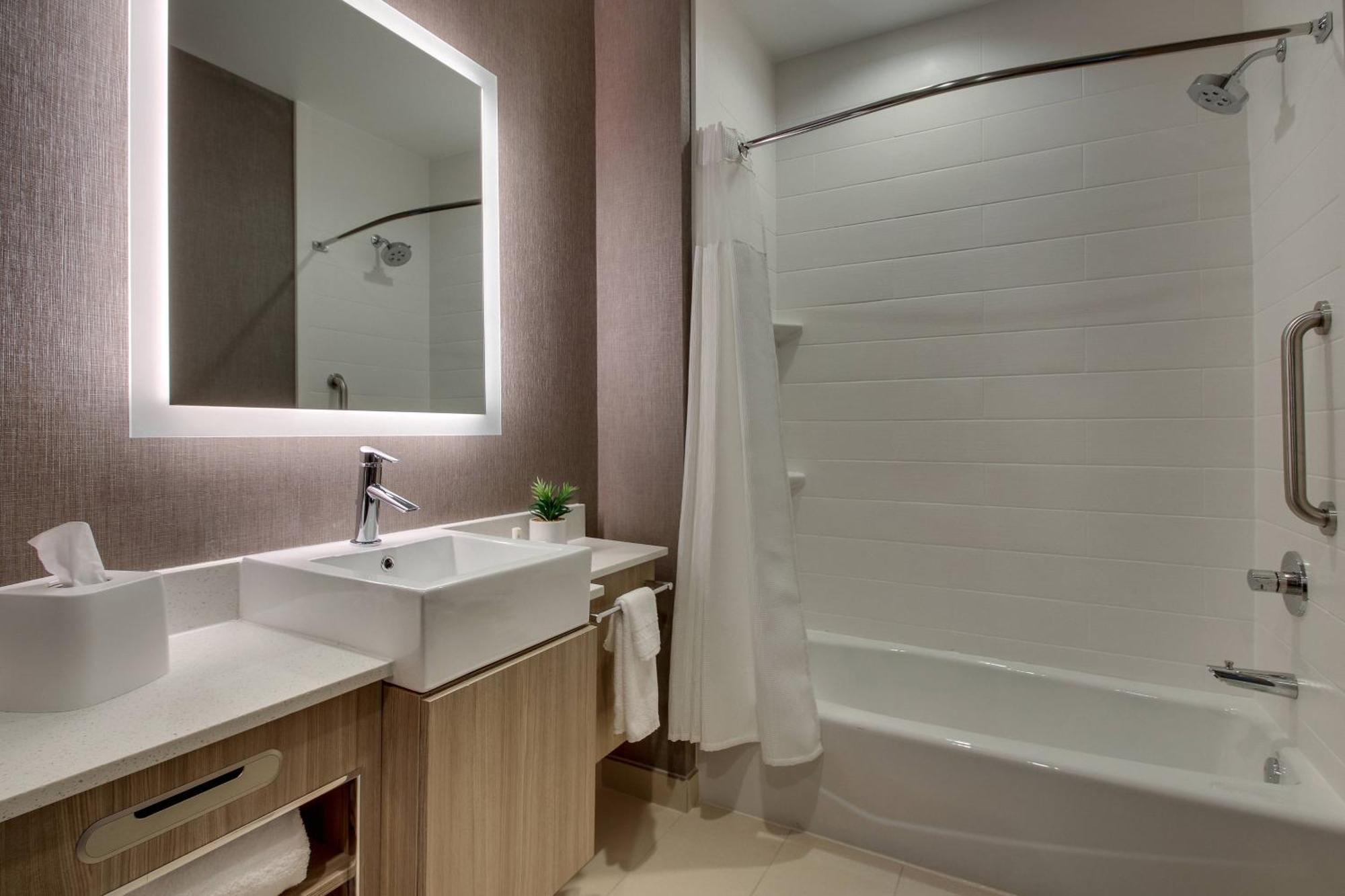 Springhill Suites By Marriott Gulfport I-10 Экстерьер фото